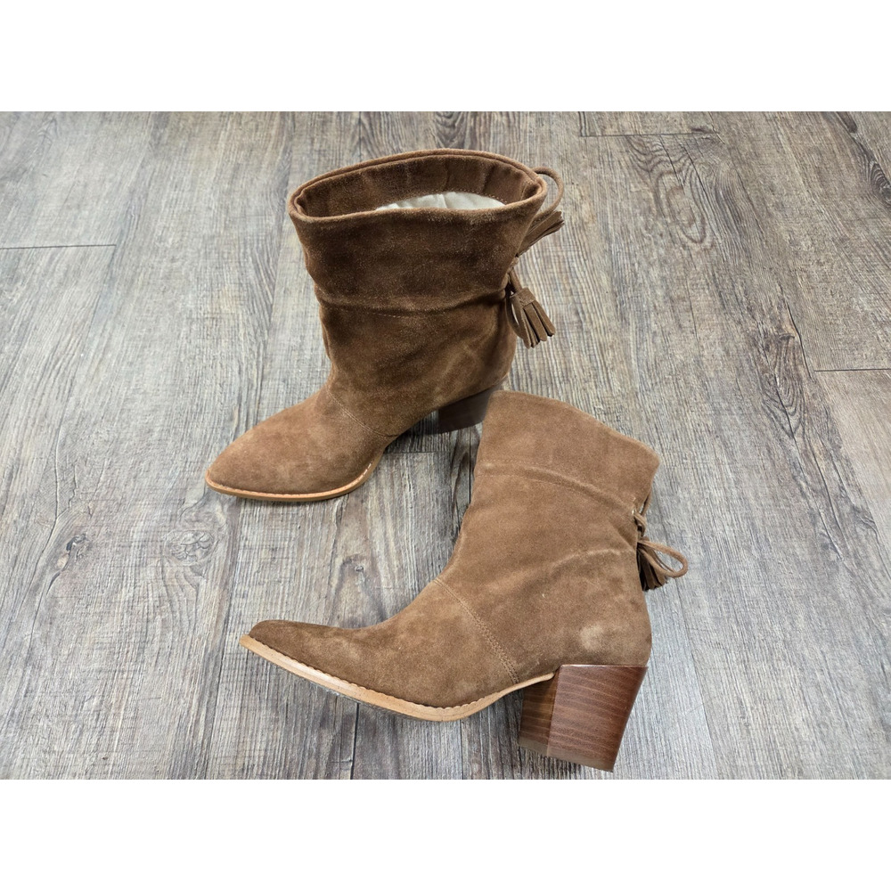Sole Society Adela Tan Brown Suede Pull On Tassel Pointed Toe Boots Size 5